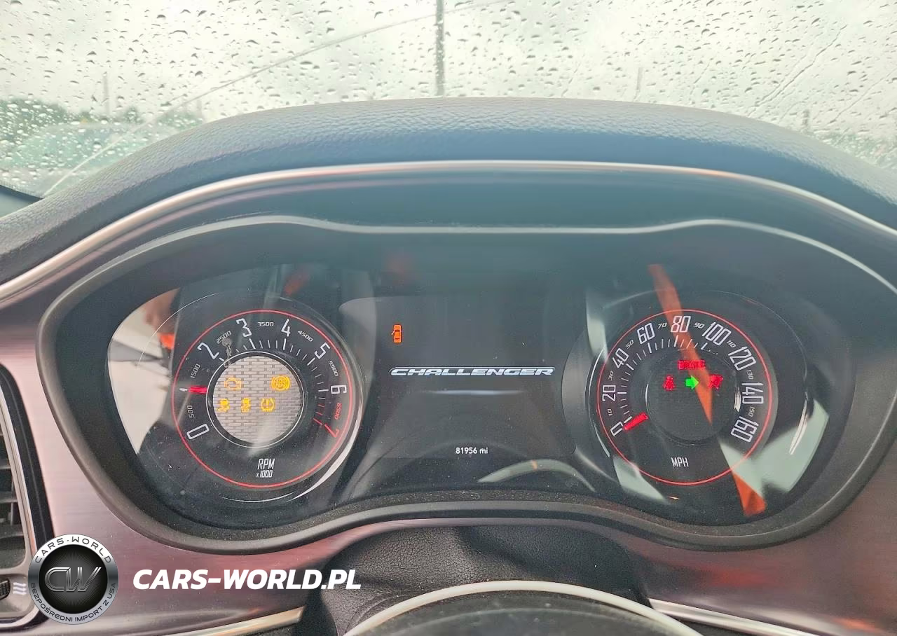 2018 Dodge Challenger Gt VIN:2C3CDZGG9JH235068 - 9