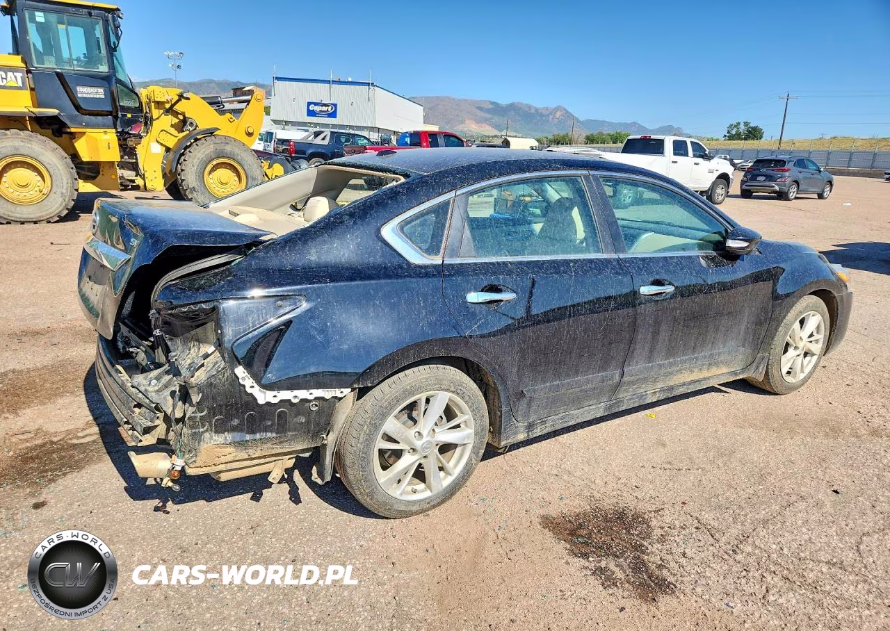 2015 Nissan Altima 2.5 Sv VIN:1N4AL3AP4FC111558 - 3