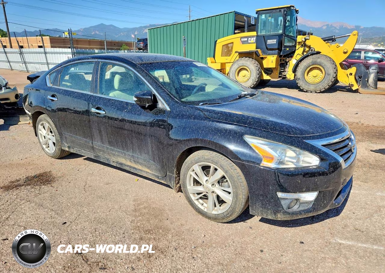 2015 Nissan Altima 2.5 Sv VIN:1N4AL3AP4FC111558 - 4