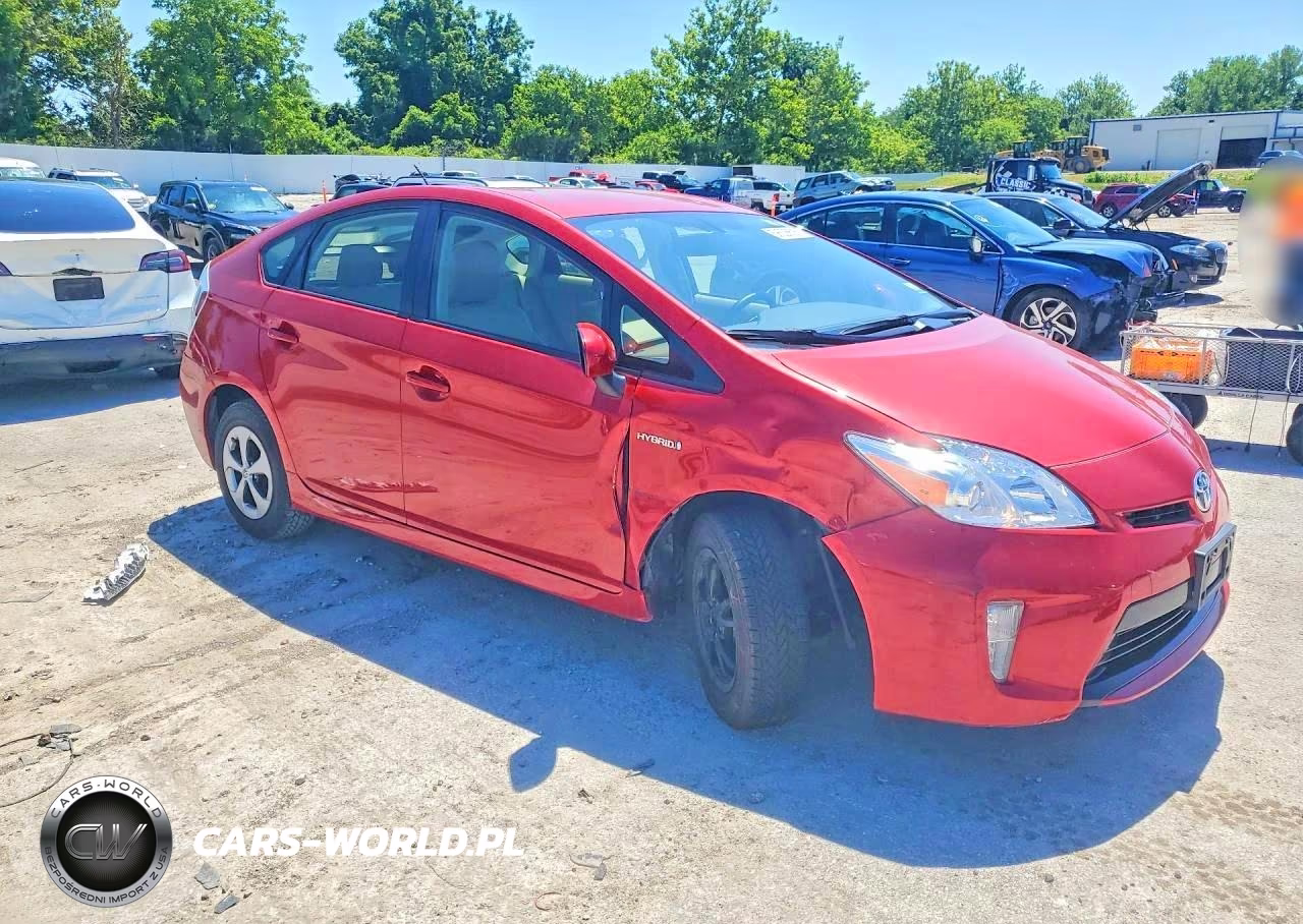 2015 Toyota Prius Four VIN:JTDKN3DU5F0468629 - 4