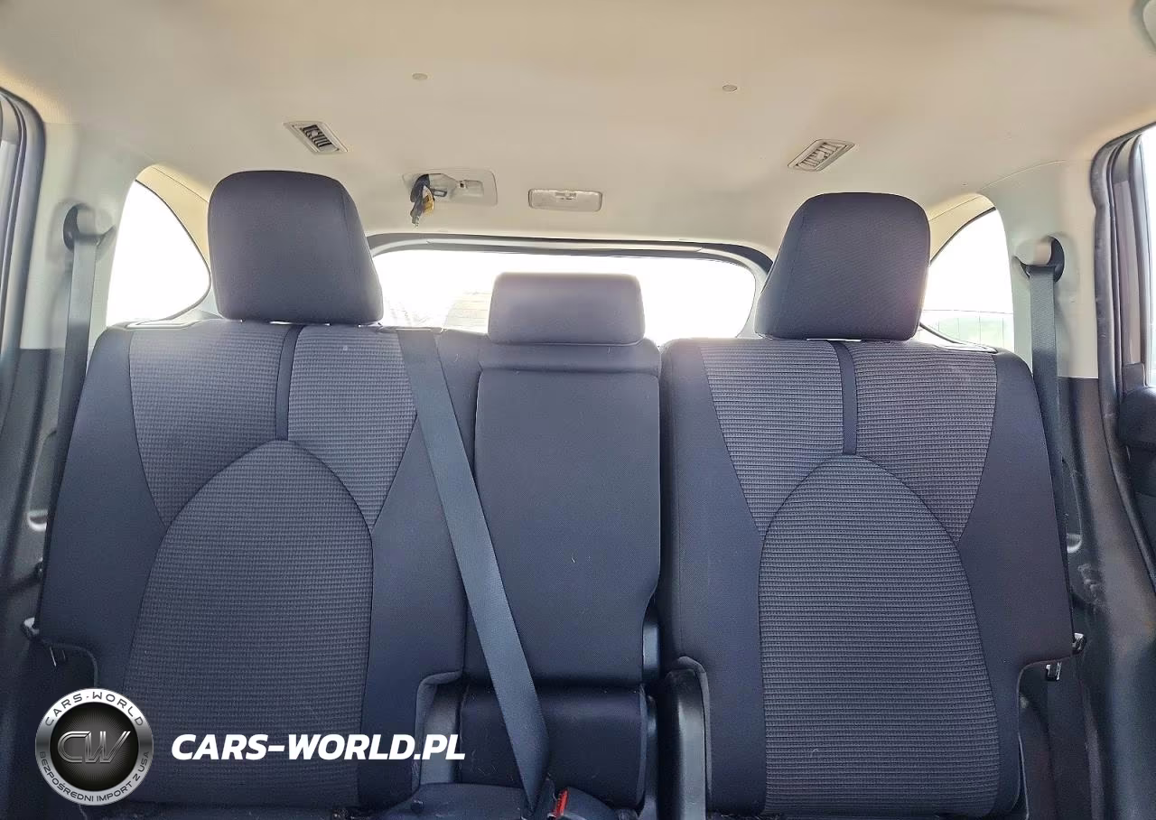 2023 Toyota Highlander Le VIN:5TDKDRAH6PS046221 - 10