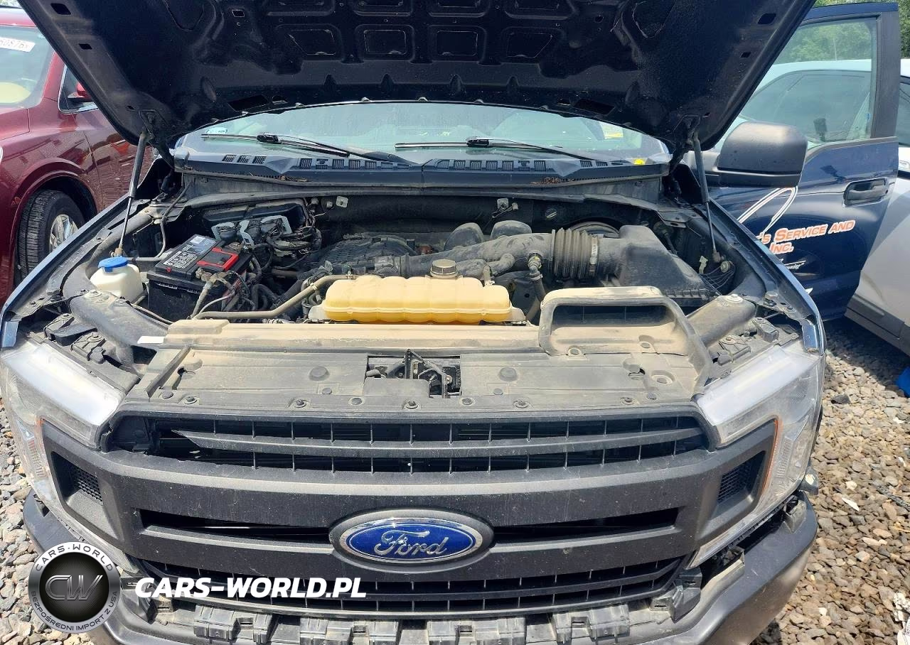 2020 Ford F150 VIN:1FTMF1CB5LKD72333 - 11