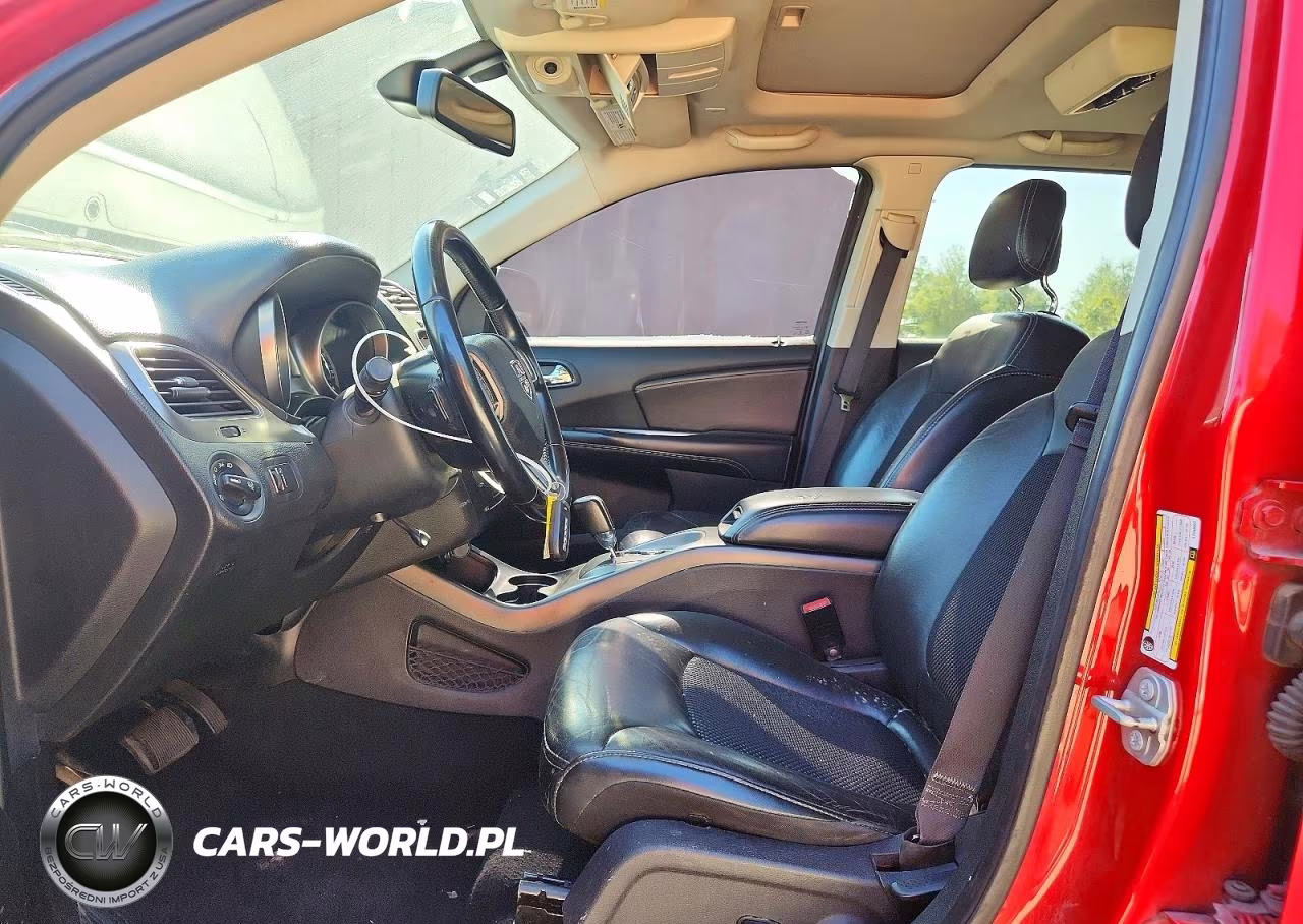 2020 Dodge Journey Crossroad VIN:3C4PDCGB0LT268937 - 7