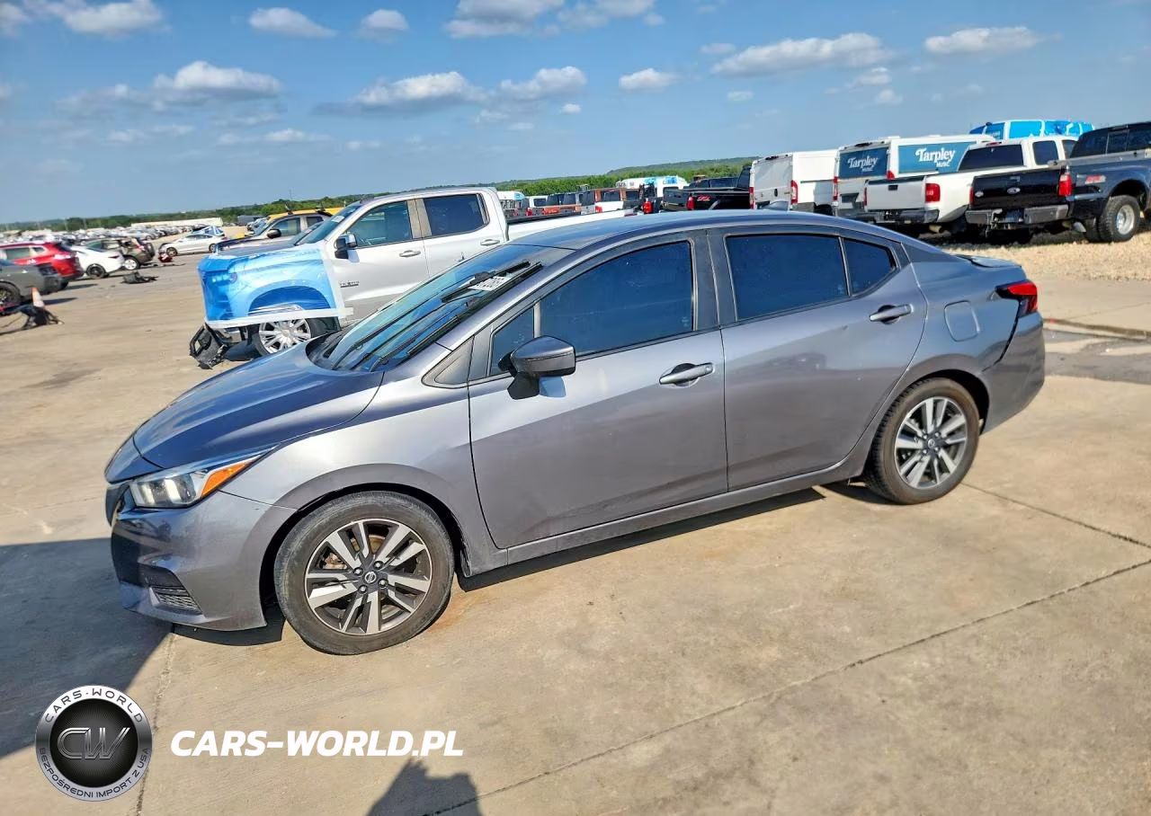 2021 Nissan Versa Sv