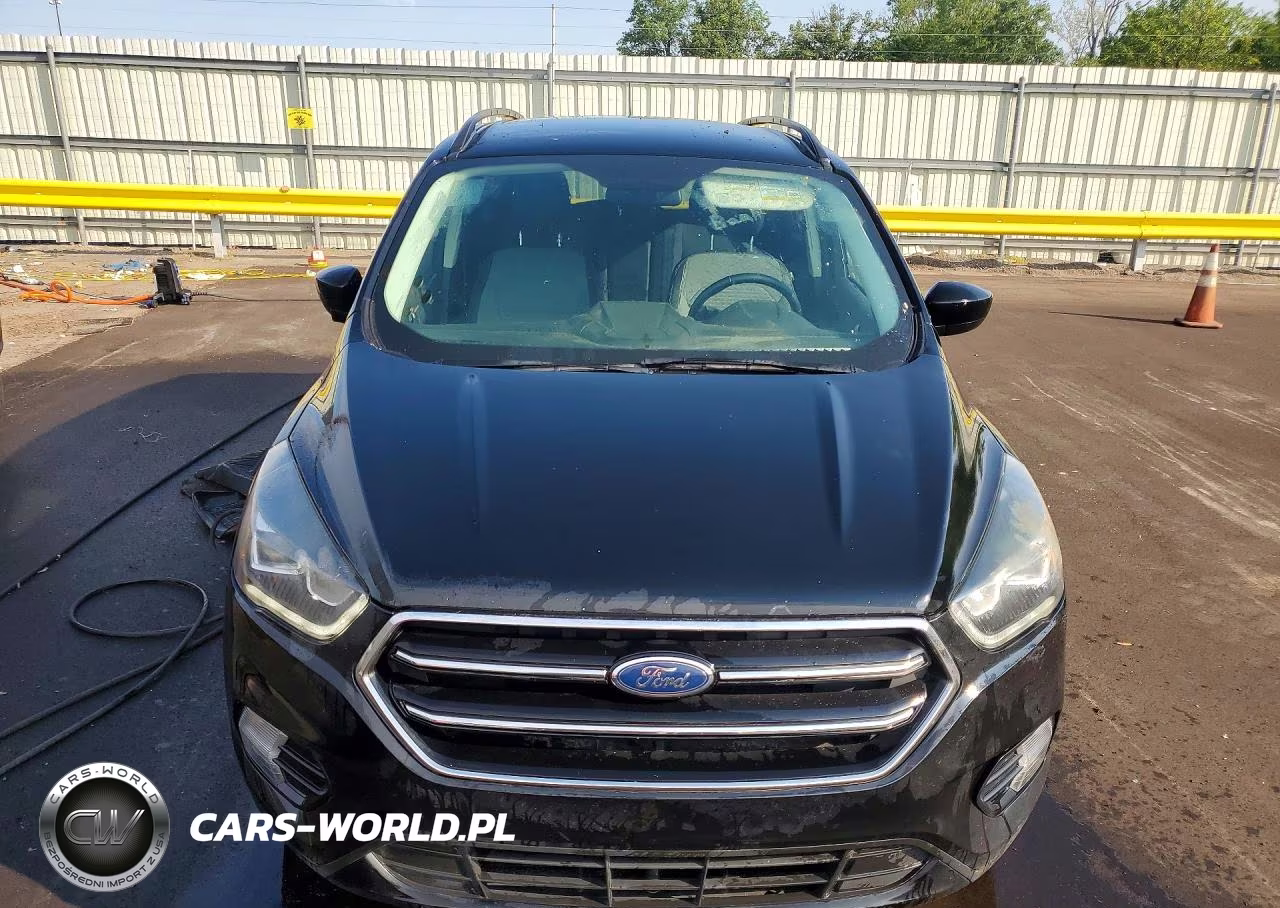 2018 Ford Escape Se VIN:1FMCU9GDXJUB10770 - 5