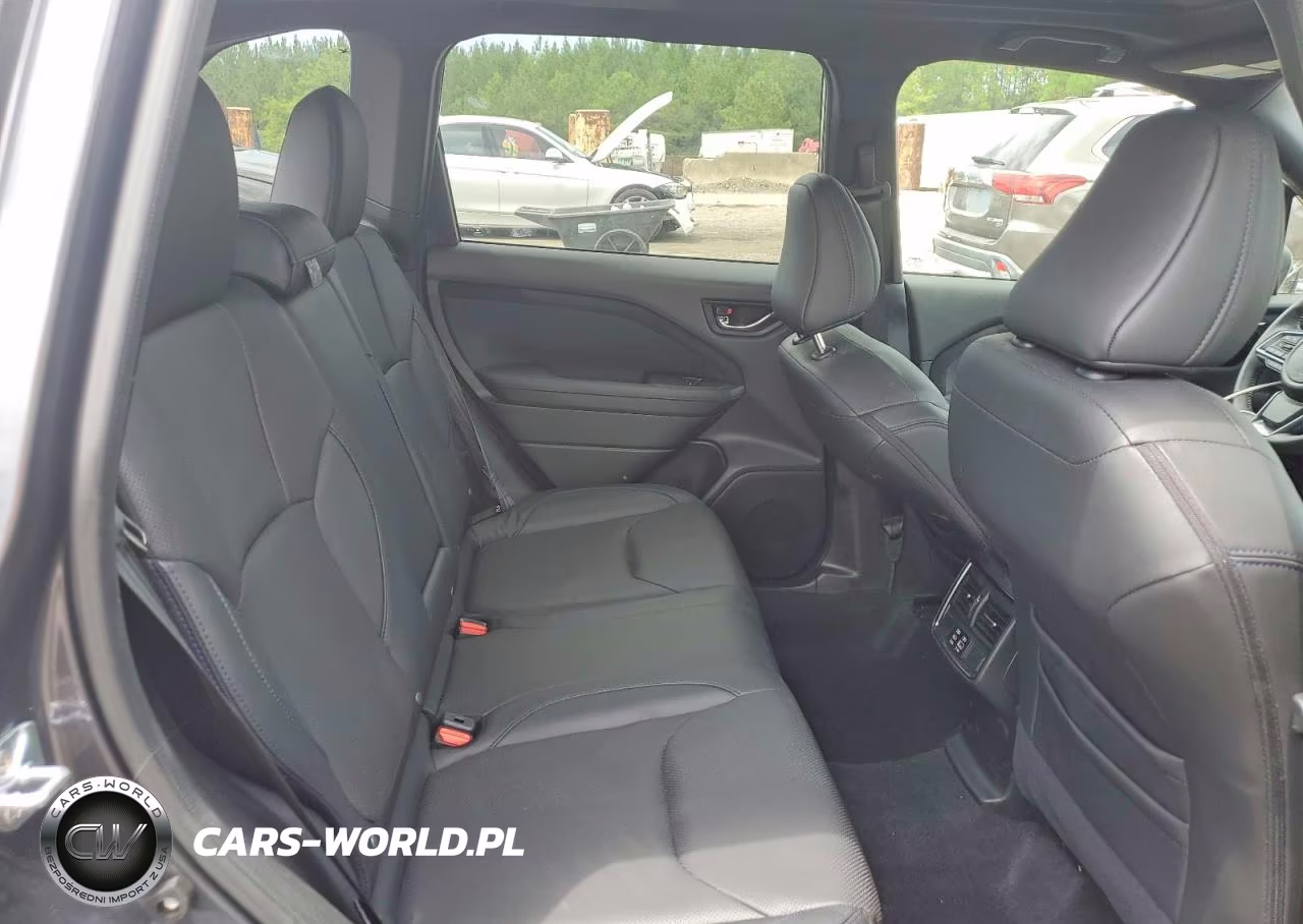 2025 Subaru Forester Limited VIN:JF2SLDRC2SH490869 - 10