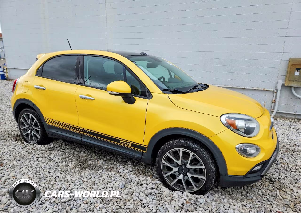 2016 Fiat 500X Trekking Plus VIN:ZFBCFXET0GP334676 - 4
