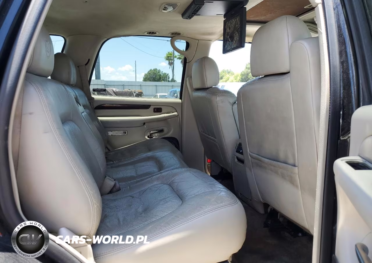 2002 Cadillac Escalade Luxury VIN:1GYEK63N22R237852 - 11