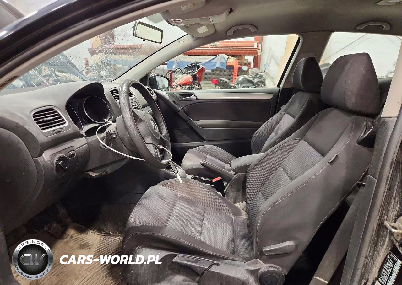 2013 Volkswagen Golf VIN:WVWAB7AJ0DW133066 - 7