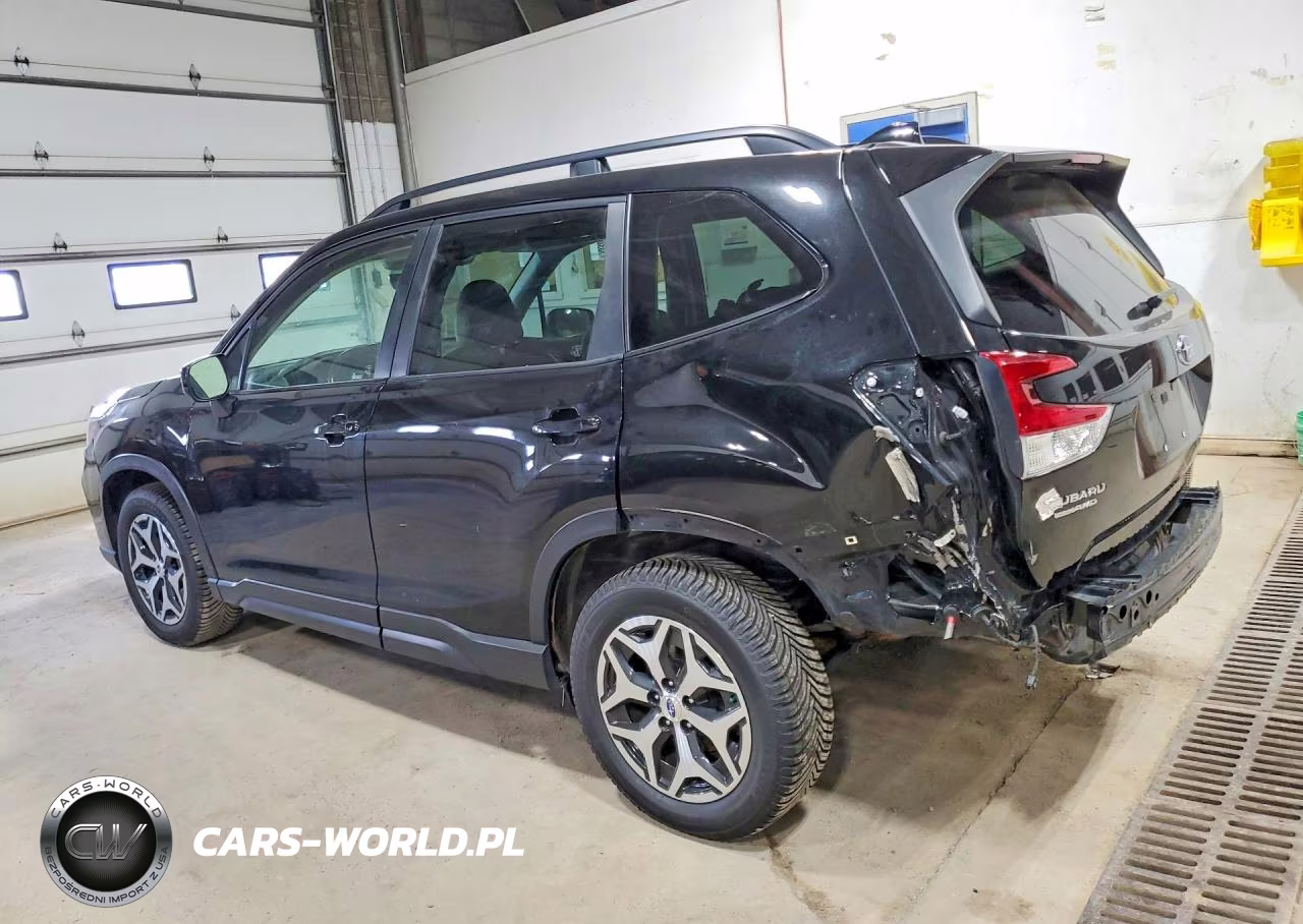 2020 Subaru Forester Premium VIN:JF2SKAJC3LH403883 - 2