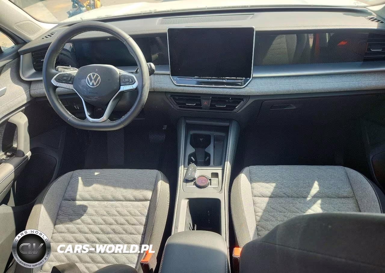 2025 Volkswagen Tiguan S VIN:3VVCR7RMXSM023336 - 8