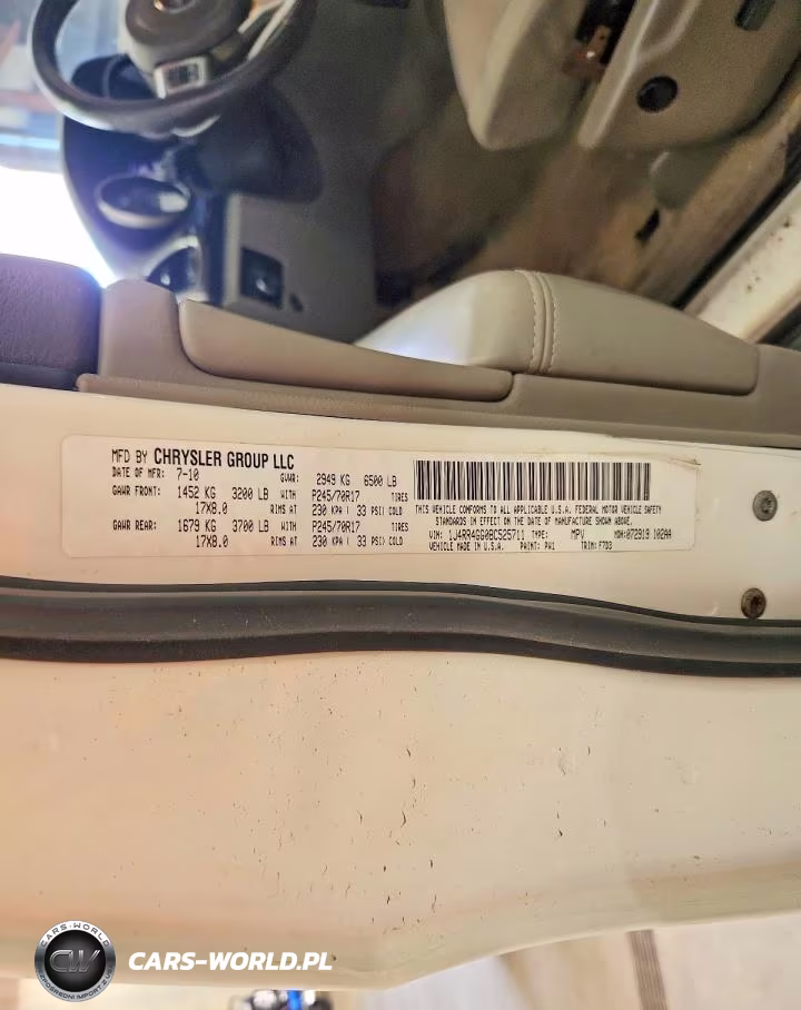 2011 Jeep Grand Cherokee Laredo VIN:1J4RR4GG0BC525711 - 13