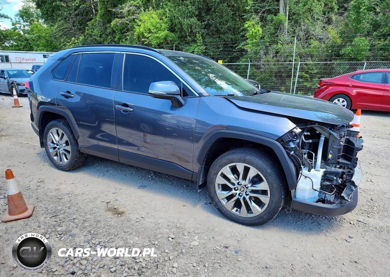 2023 Toyota Rav4 Xle Premium VIN:JTMA1RFV1PD094725 - 4