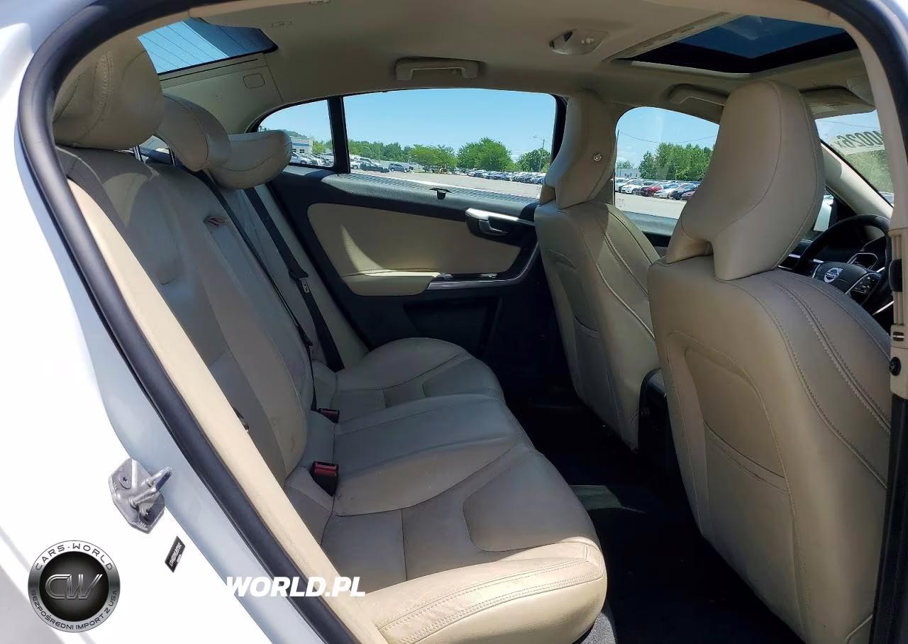 2018 Volvo S60 Platinum VIN:LYV402TM5JB171942 - 10