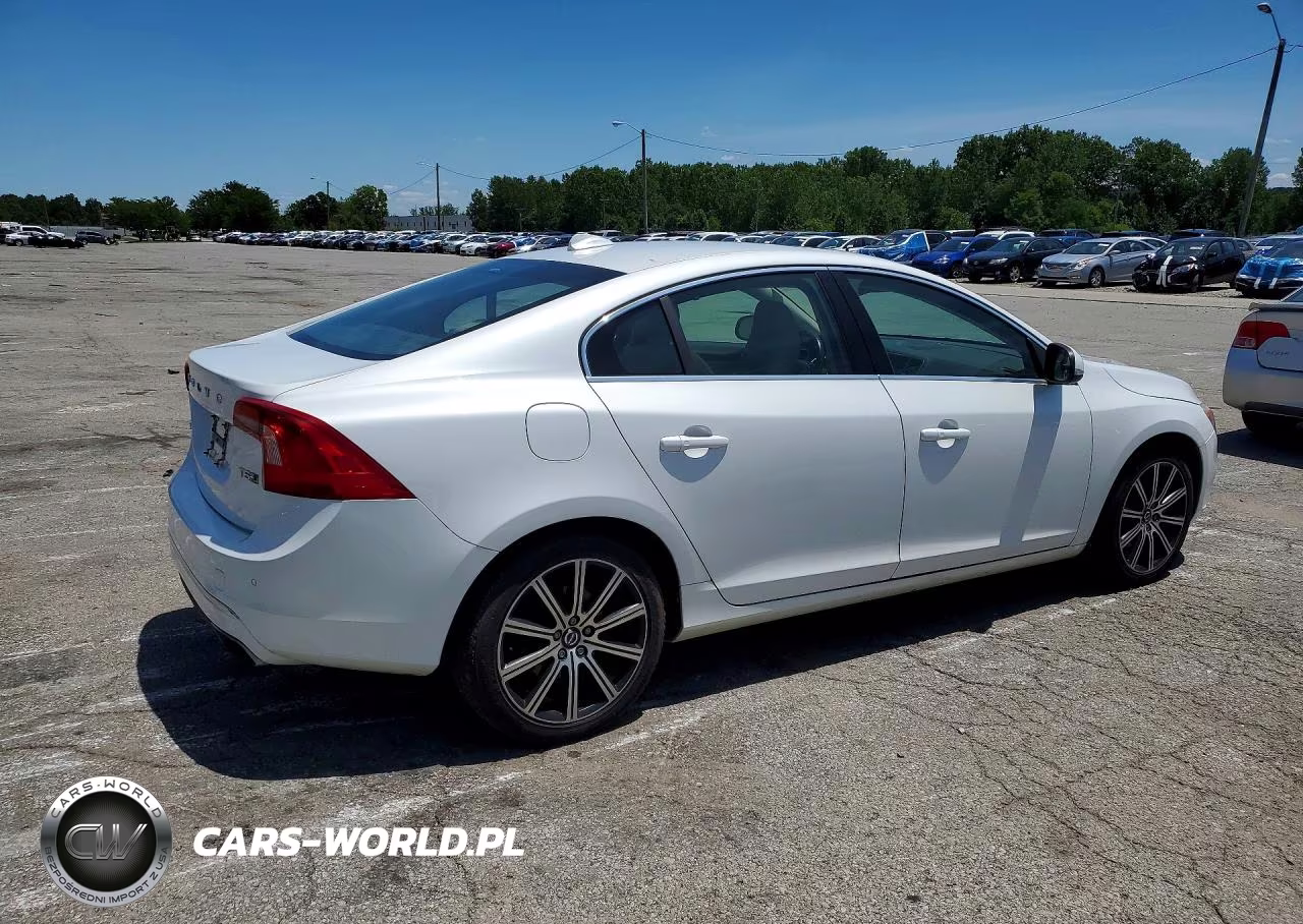 2018 Volvo S60 Platinum VIN:LYV402TM5JB171942 - 3