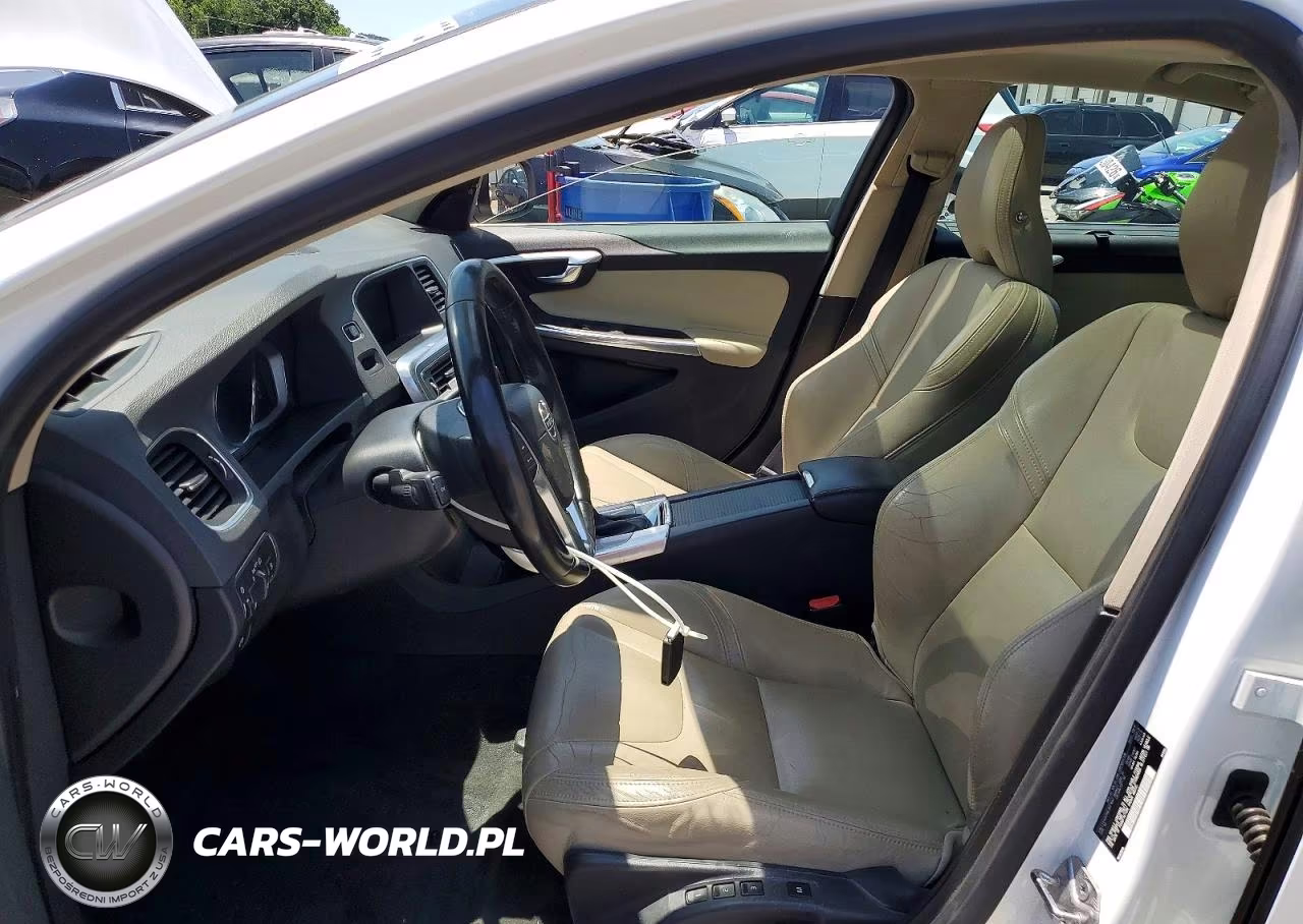 2018 Volvo S60 Platinum VIN:LYV402TM5JB171942 - 7