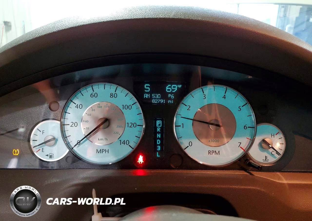 2010 Chrysler 300 Limited VIN:2C3CA3CV5AH211120 - 9