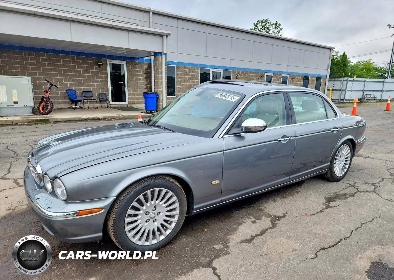 2006 Jaguar Vandenplas