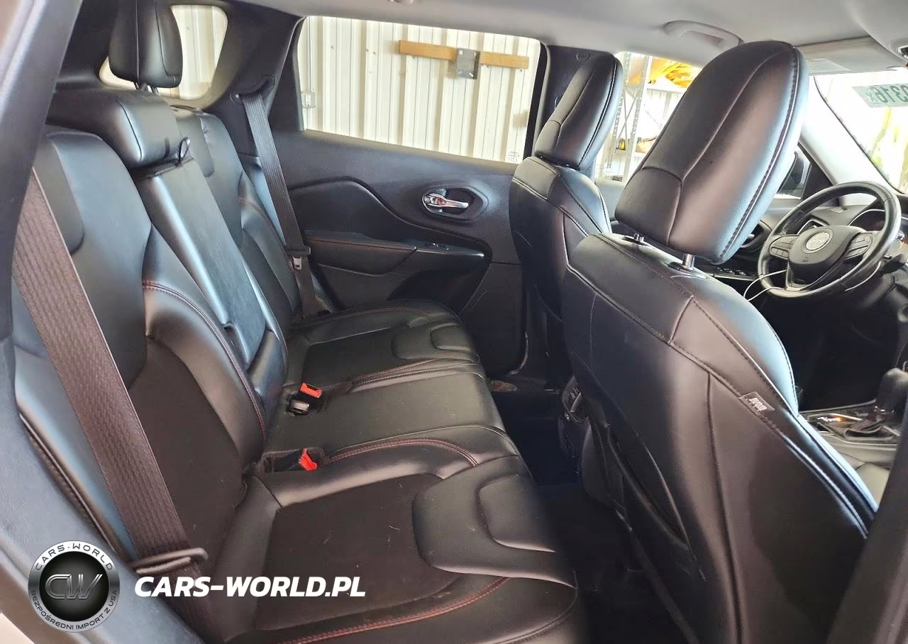 2020 Jeep Cherokee Trailhawk VIN:1C4PJMBX1LD563472 - 11