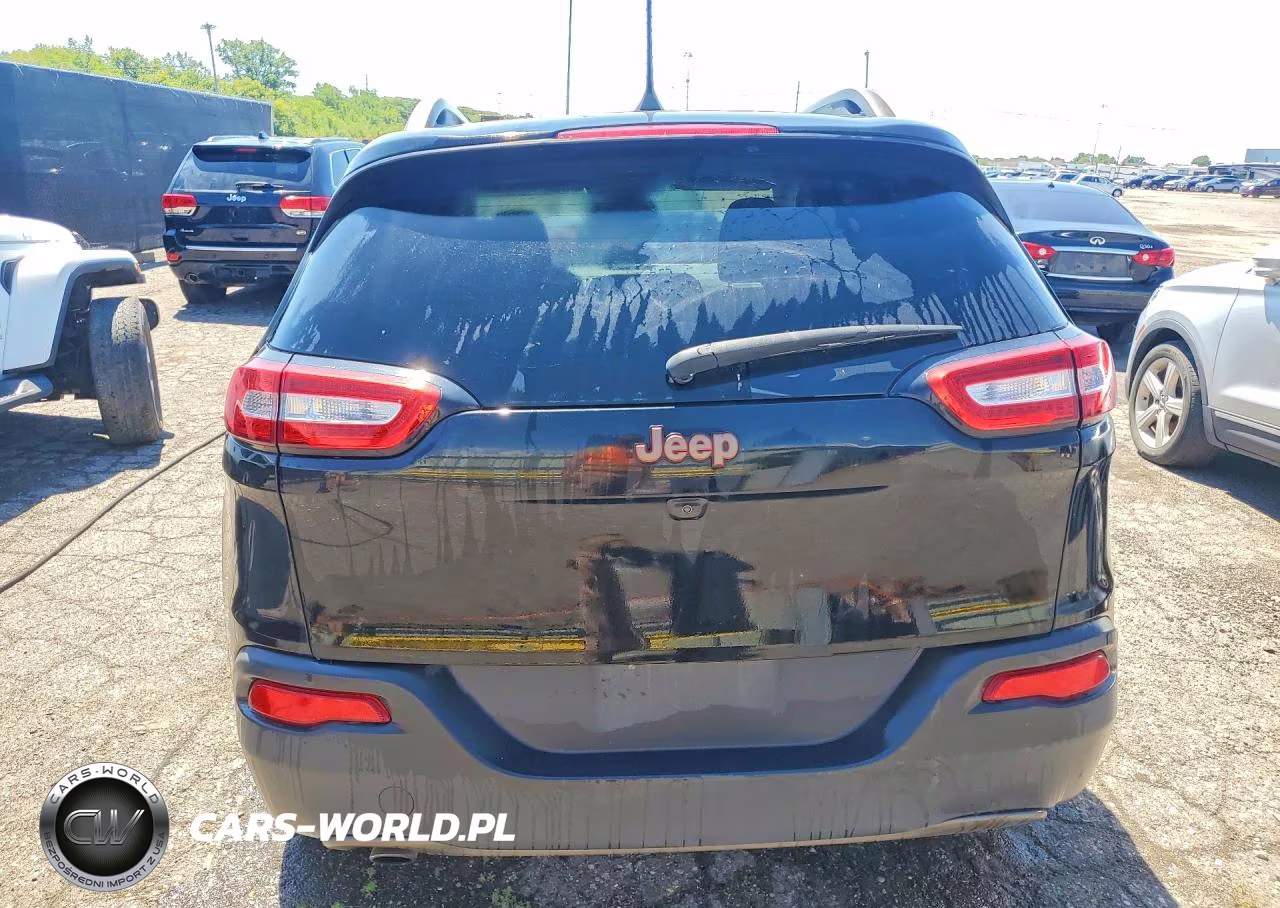2017 Jeep Cherokee Latitude VIN:1C4PJLCB0HW549488 - 6