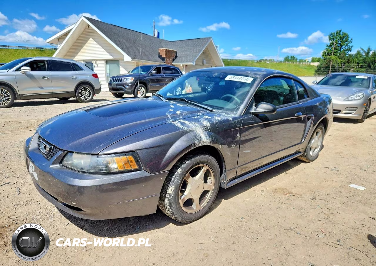 2004 Ford Mustang