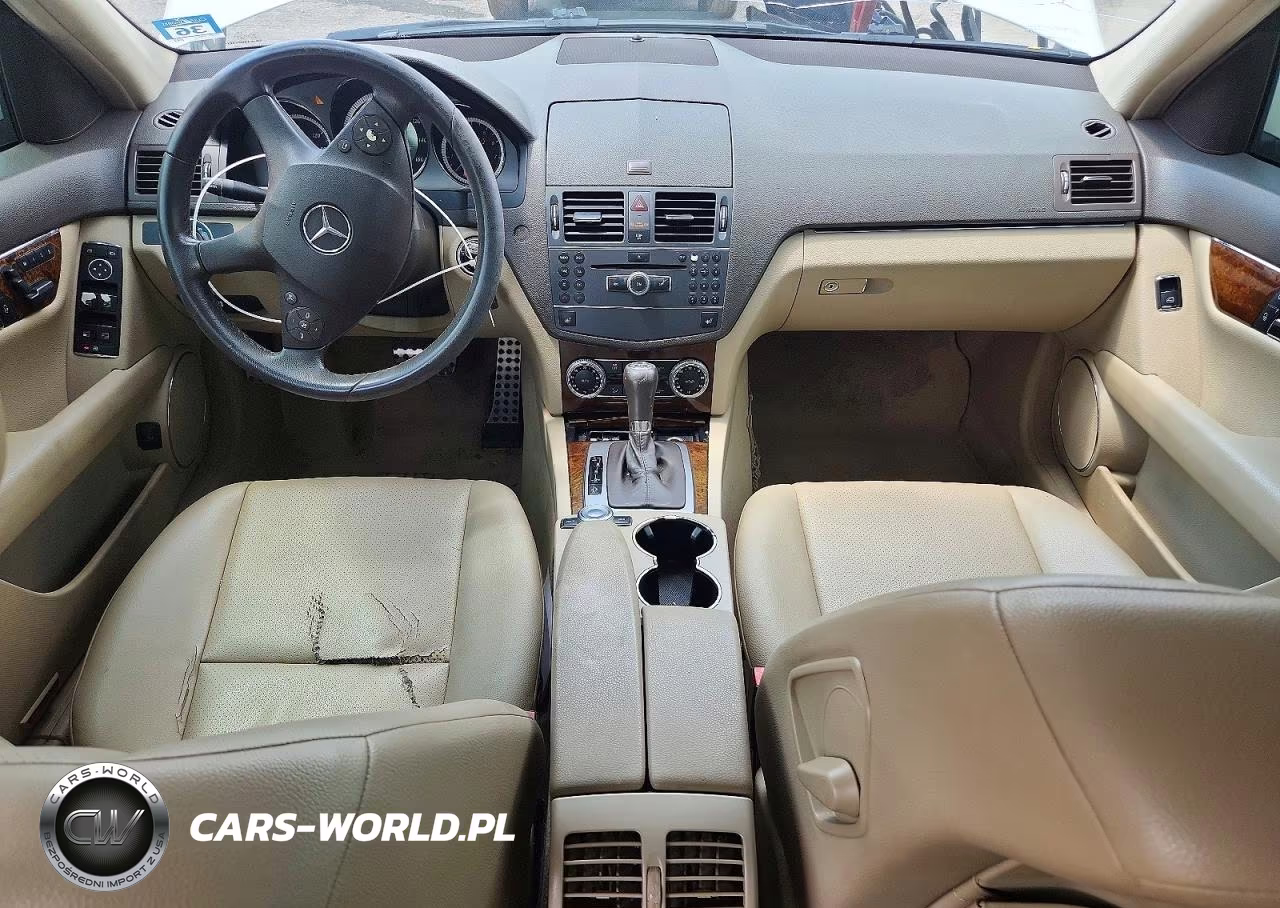 2010 Mercedes-Benz C 300 VIN:WDDGF5EB5AR096747 - 8