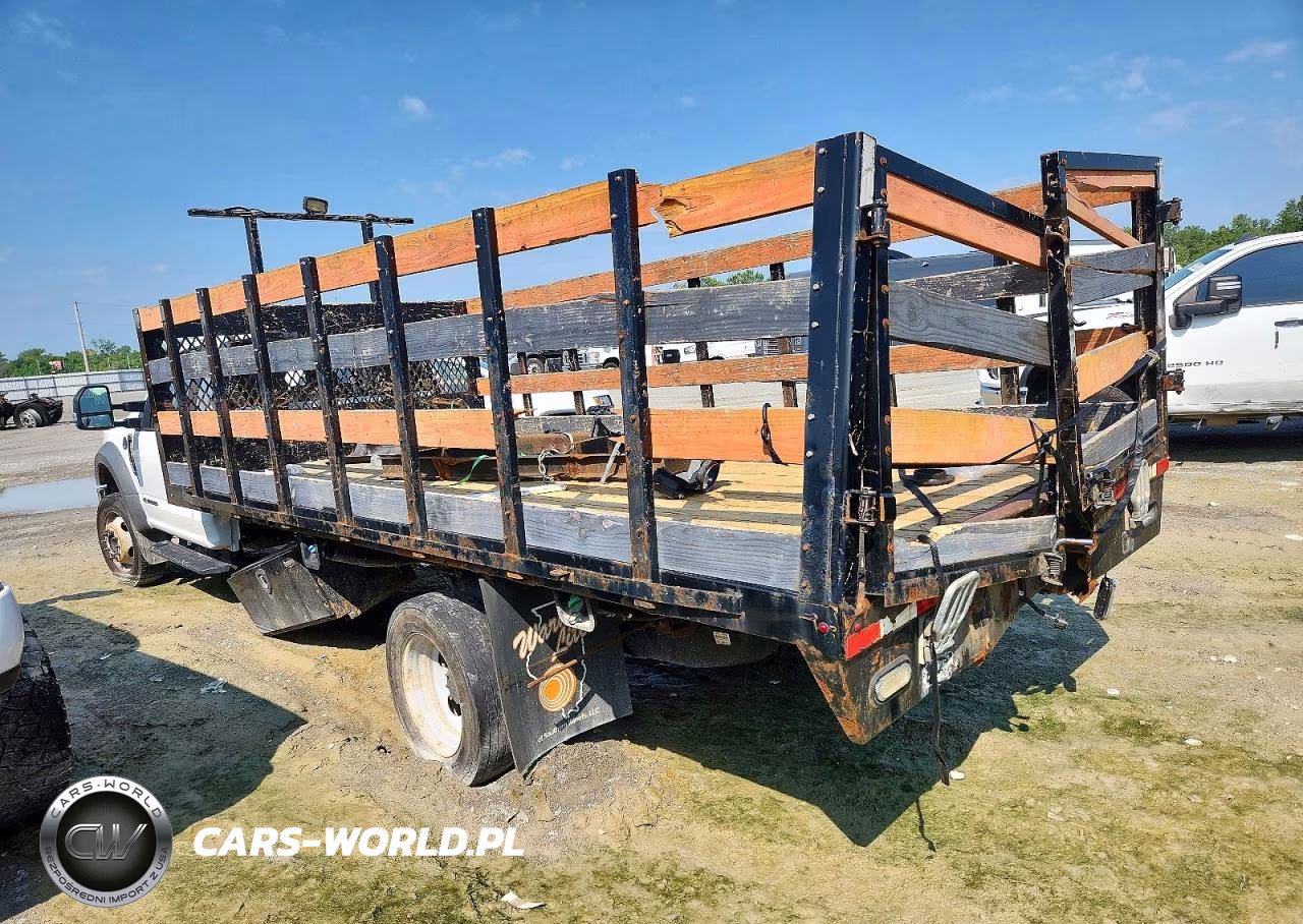 2019 Ford F550 Super Duty VIN:1FDUF5GT7KDA22971 - 3