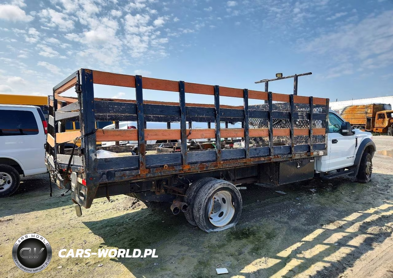 2019 Ford F550 Super Duty VIN:1FDUF5GT7KDA22971 - 4