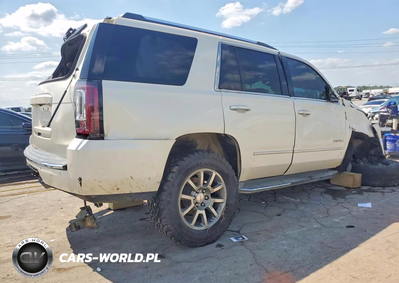 2015 GMC Yukon Denali VIN:1GKS1CKJ2FR274287 - 3