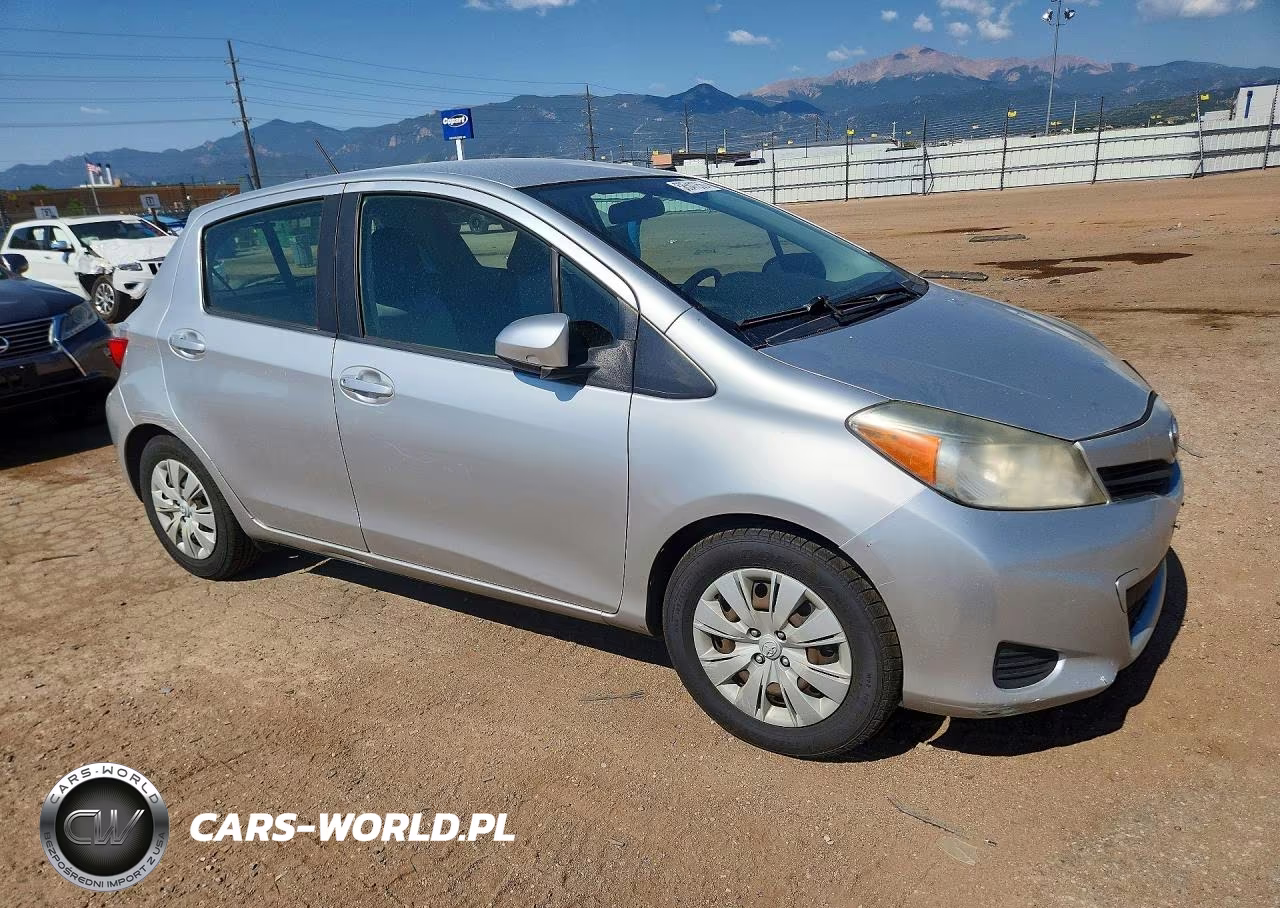2012 Toyota Yaris 5-Door L VIN:JTDKTUD37CD511987 - 4
