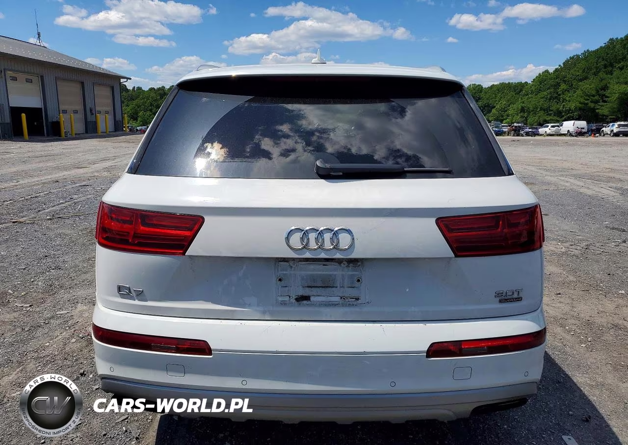2018 Audi Q7 Premium Plus VIN:WA1LAAF74JD030238 - 6