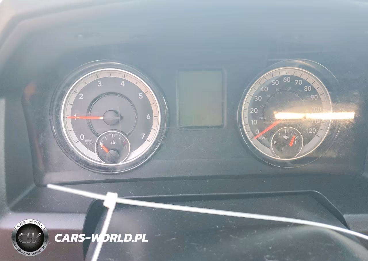 2018 Ram 1500 St VIN:1C6RR7FT0JS348448 - 9