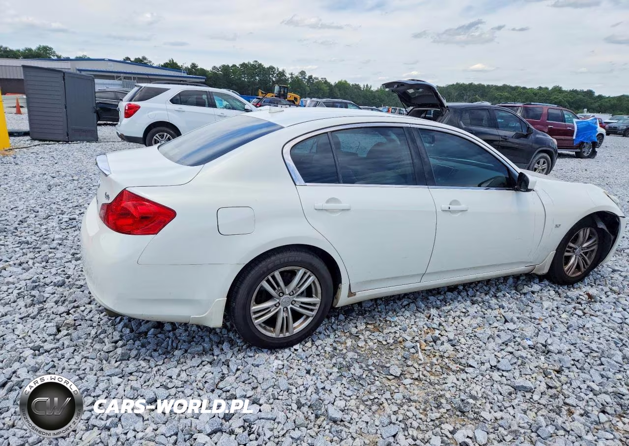 2015 Infiniti Q40 Base VIN:JN1CV6AP4FM501829 - 3