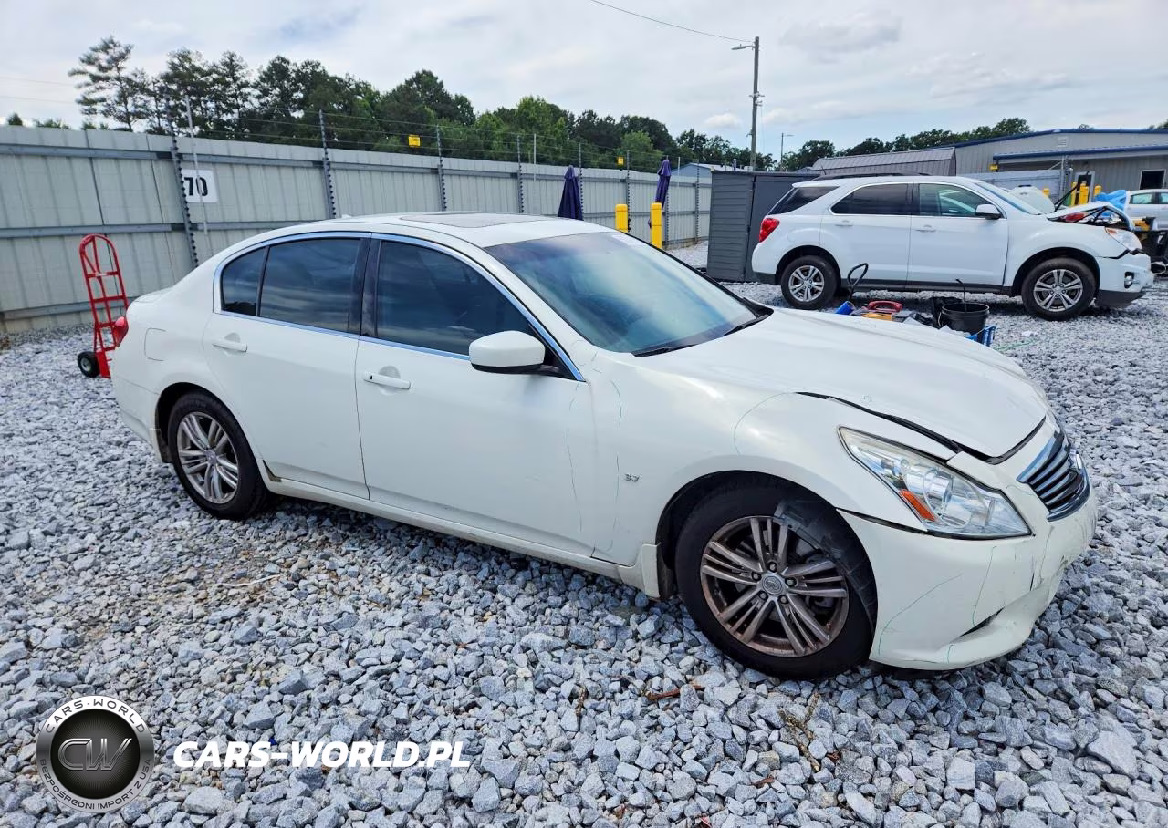 2015 Infiniti Q40 Base VIN:JN1CV6AP4FM501829 - 4
