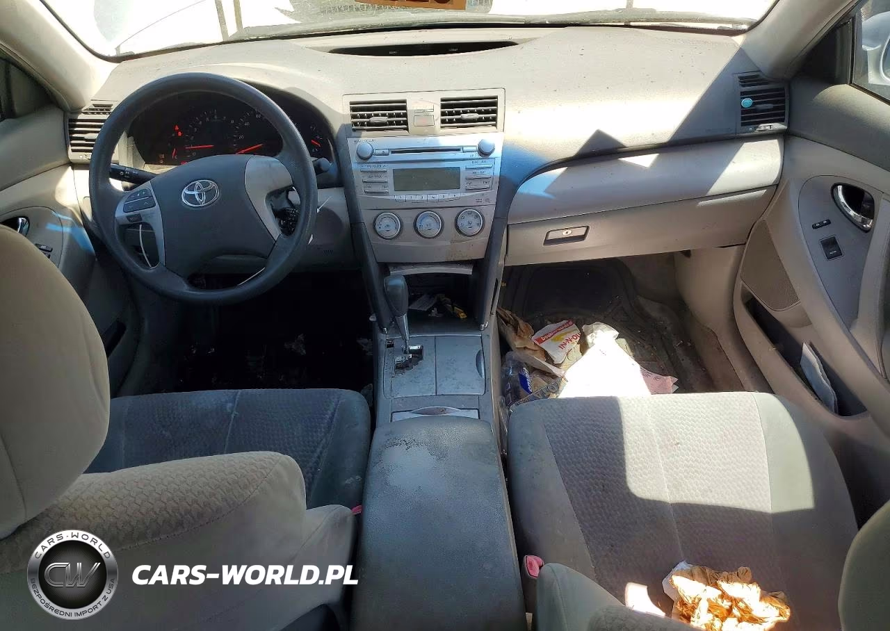 2010 Toyota Camry Le VIN:JTNBF3EK6A3001779 - 8