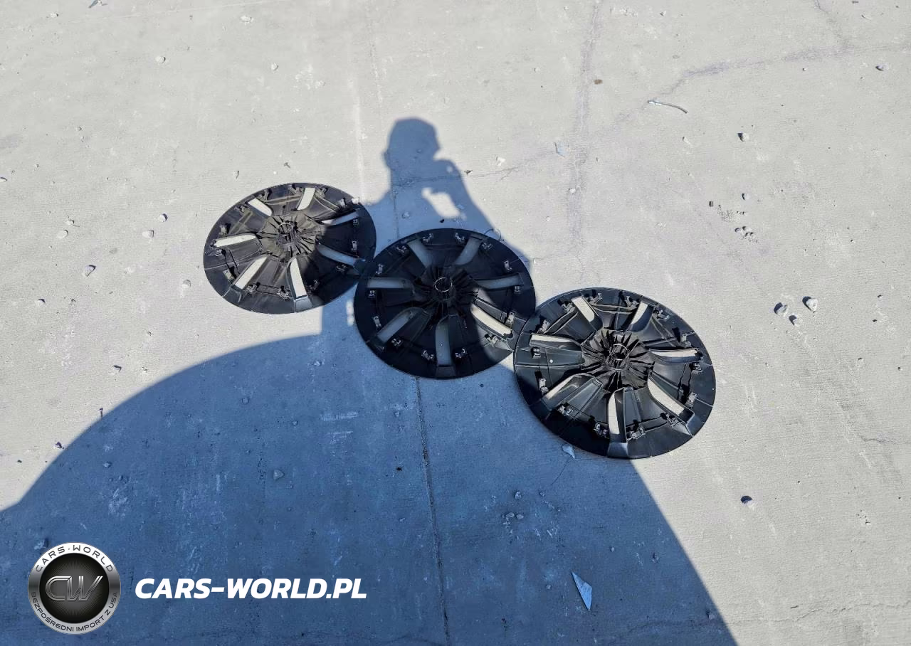 2022 Tesla Model Y VIN:7SAYGAEE4NF570202 - 12