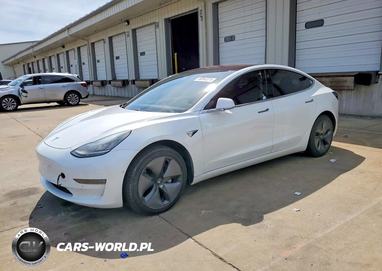 2018 Tesla Model 3 VIN:5YJ3E1EA5JF035206 - 1
