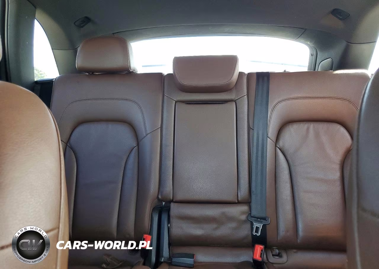 2014 Audi Q5 Premium Plus VIN:WA1LFAFPXEA070493 - 10