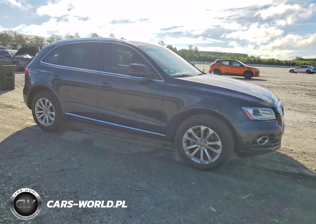 2014 Audi Q5 Premium Plus VIN:WA1LFAFPXEA070493 - 4