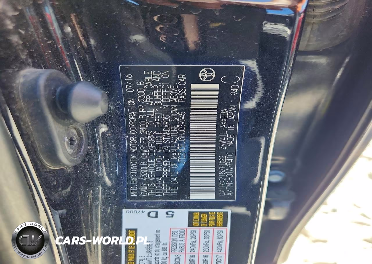 2017 Toyota Prius V Two VIN:JTDZN3EU3HJ059345 - 12