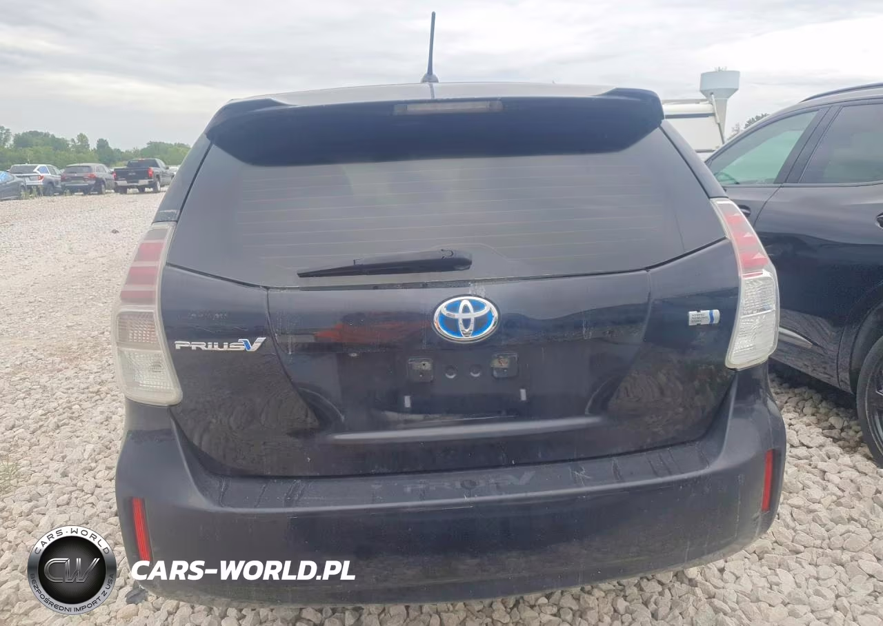 2017 Toyota Prius V Two VIN:JTDZN3EU3HJ059345 - 6
