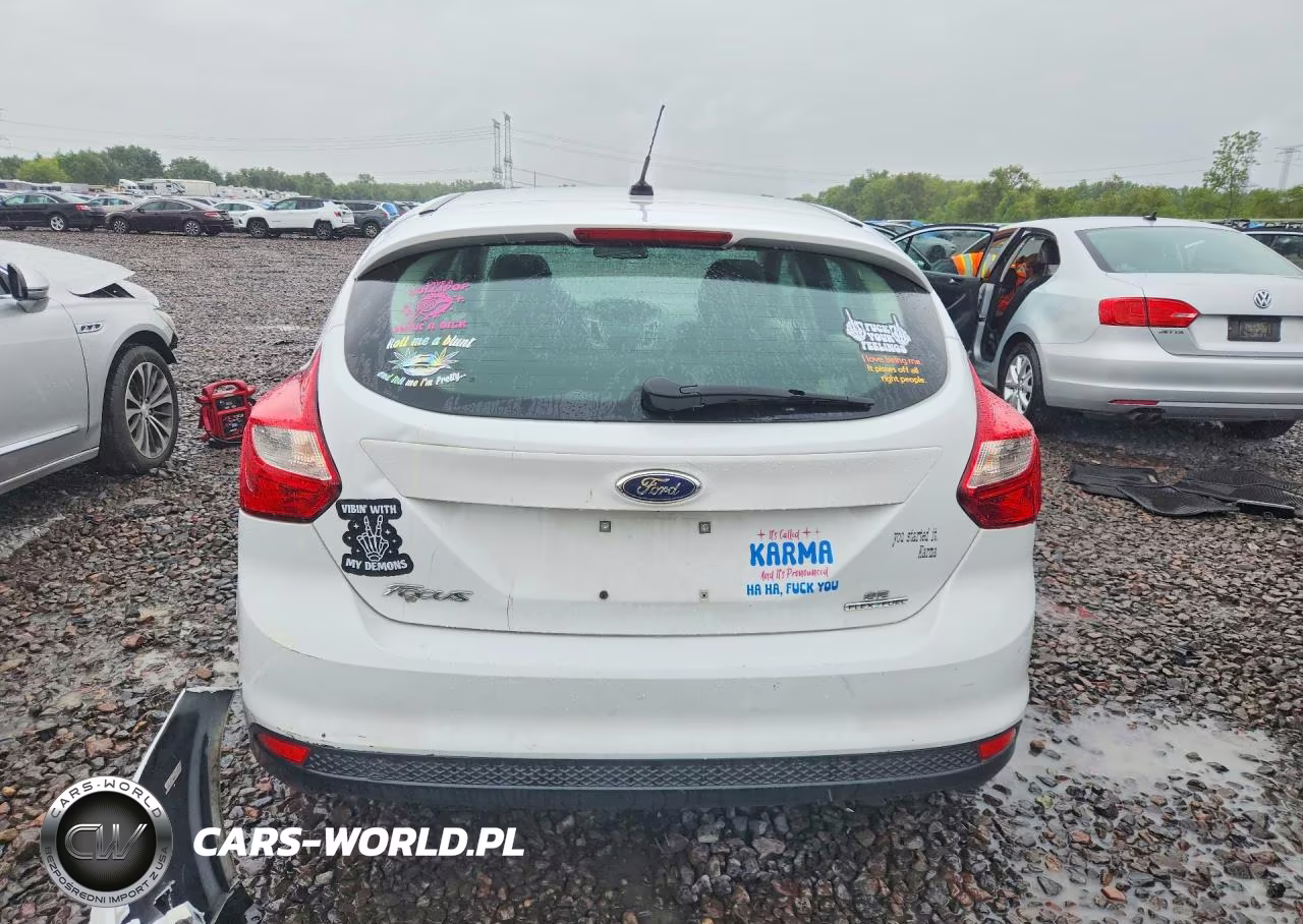2013 Ford Focus Se VIN:1FADP3K24DL231197 - 6