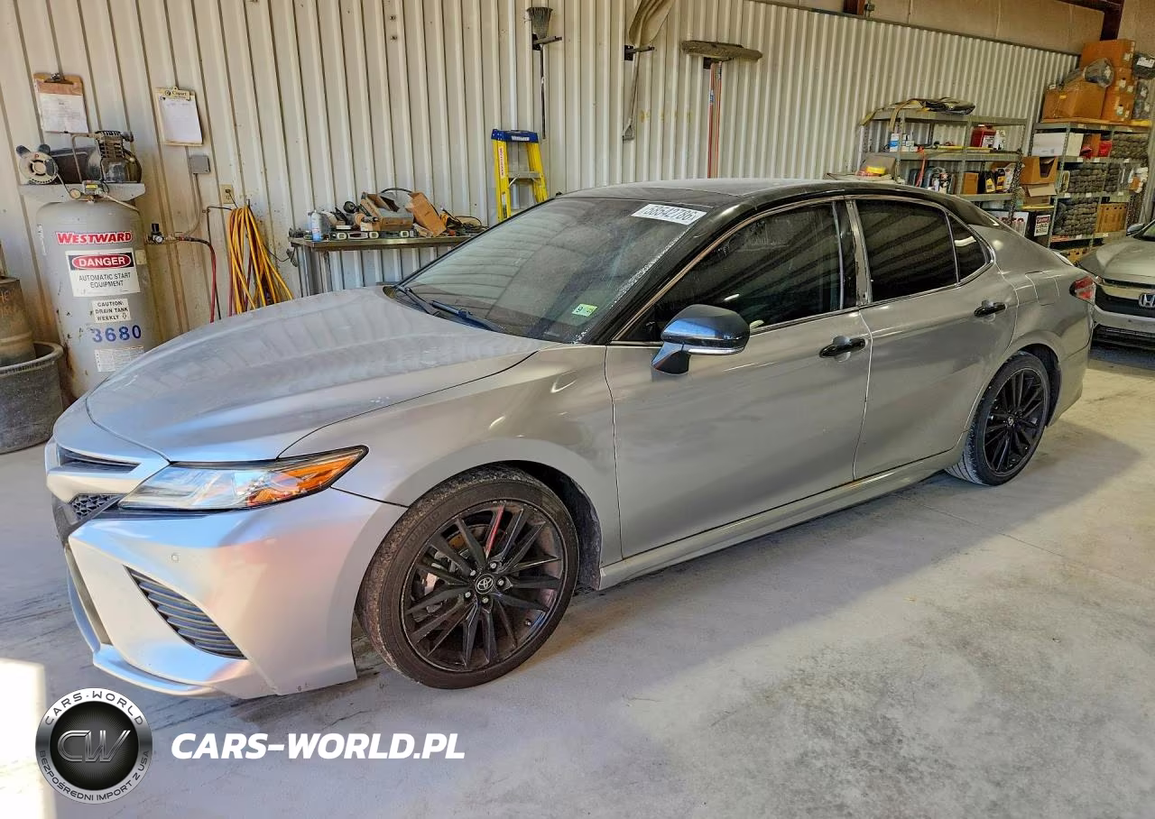 2018 Toyota Camry Xse – zdjęcie 1 z 12