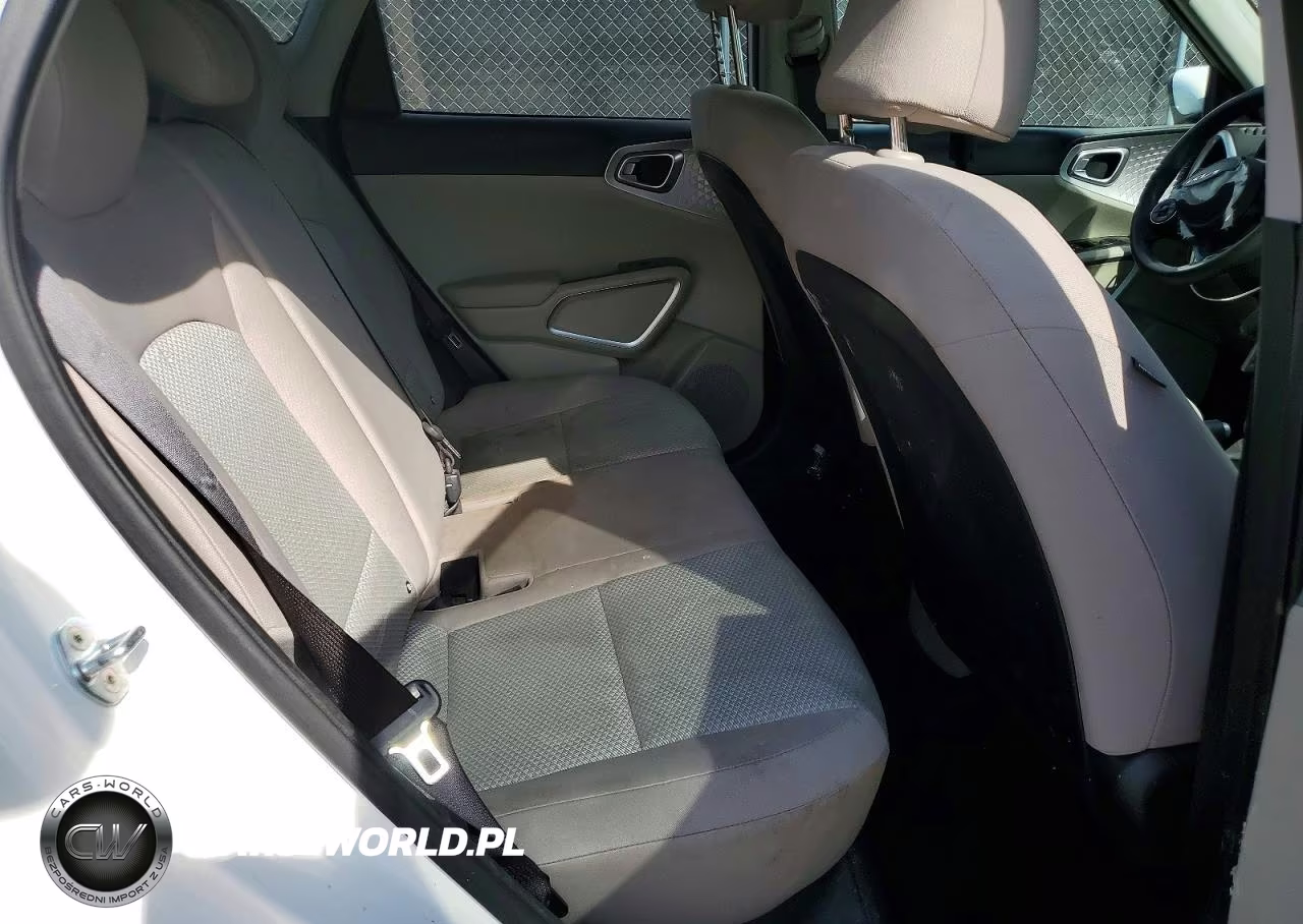 2022 Kia Soul Lx VIN:KNDJ23AUXN7829173 - 10