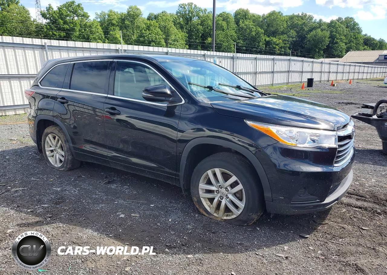 2014 Toyota Highlander Le VIN:5TDBKRFHXES023732 - 4