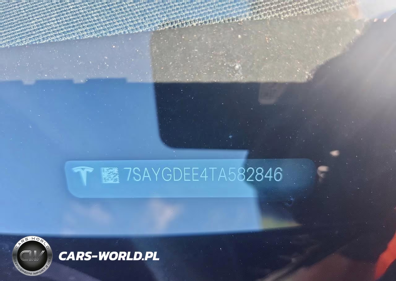 2026 Tesla Model Y VIN:7SAYGDEE4TA582846 - 12