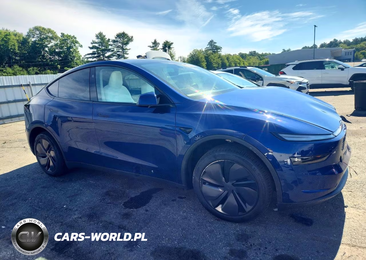 2026 Tesla Model Y VIN:7SAYGDEE4TA582846 - 4