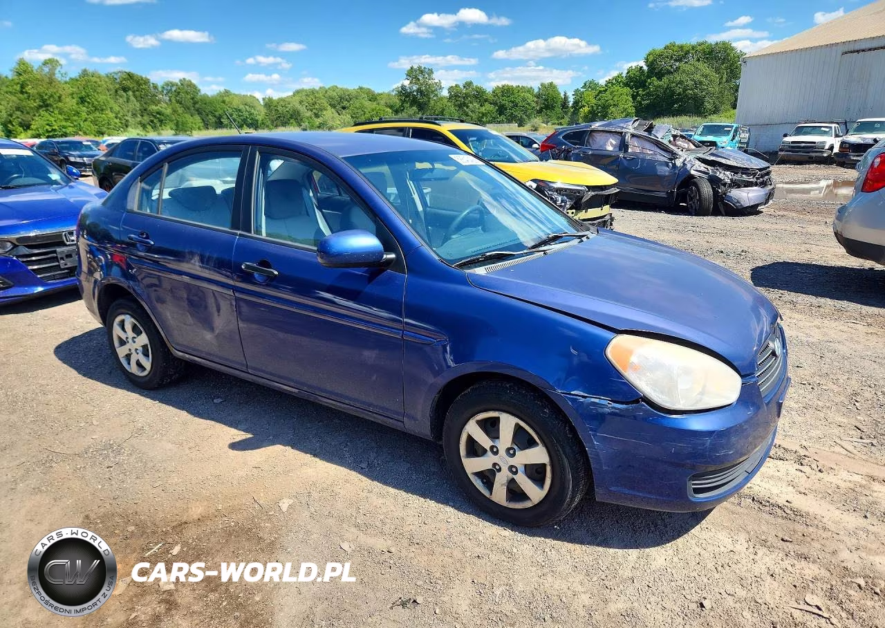 2010 Hyundai Accent Gls VIN:KMHCN4AC7AU456047 - 4