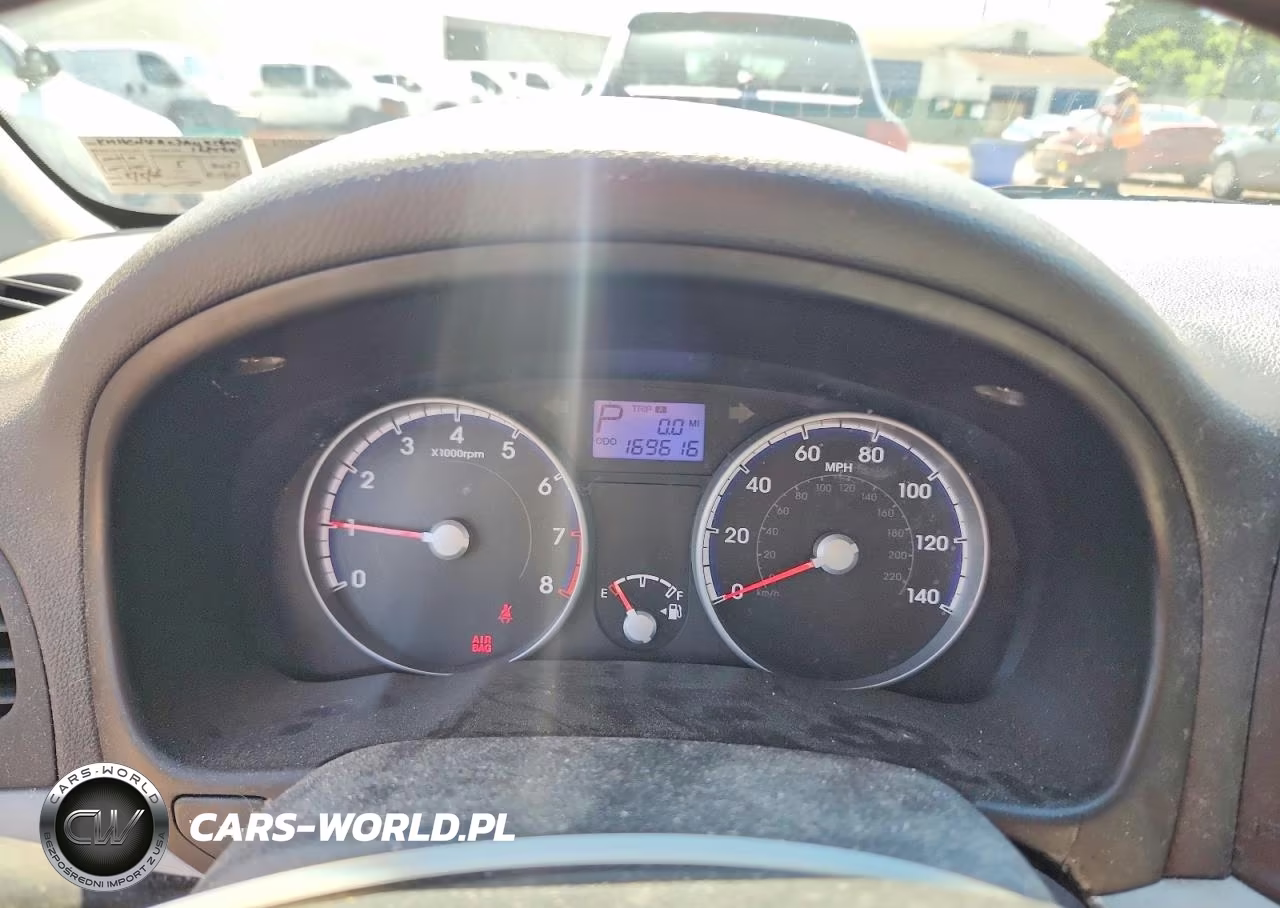 2010 Hyundai Accent Gls VIN:KMHCN4AC7AU456047 - 9