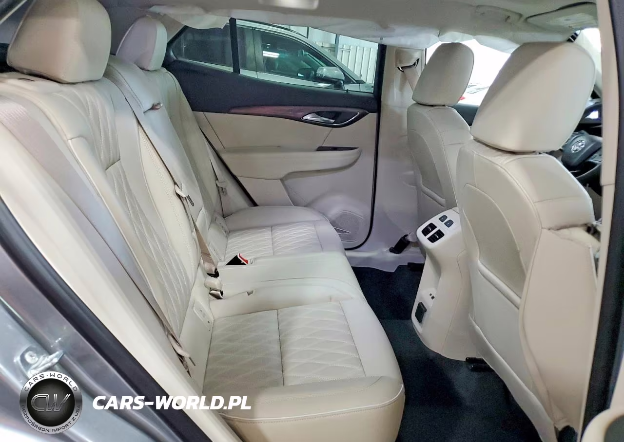 2023 Buick Envision Avenir VIN:LRBFZSR46PD232489 - 10